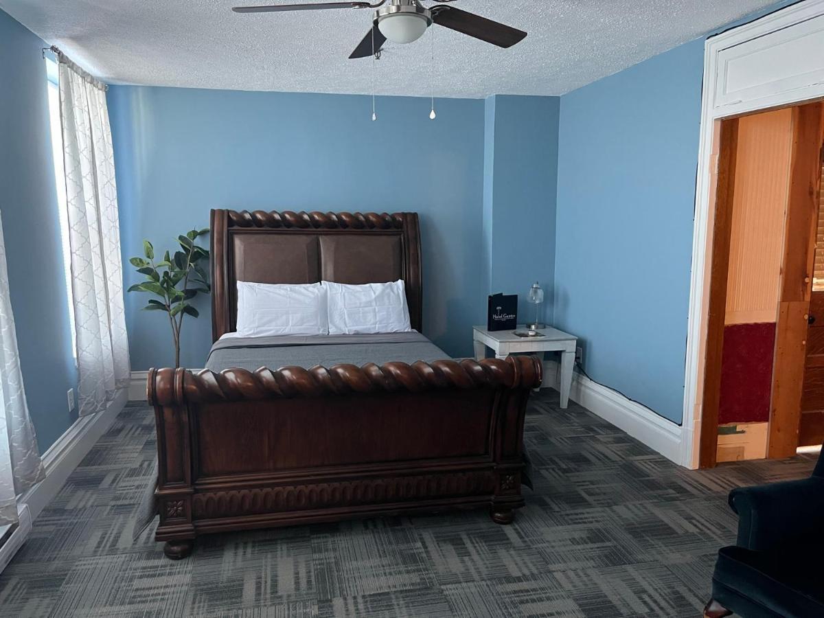 Hotel Gunter Frostburg Bagian luar foto