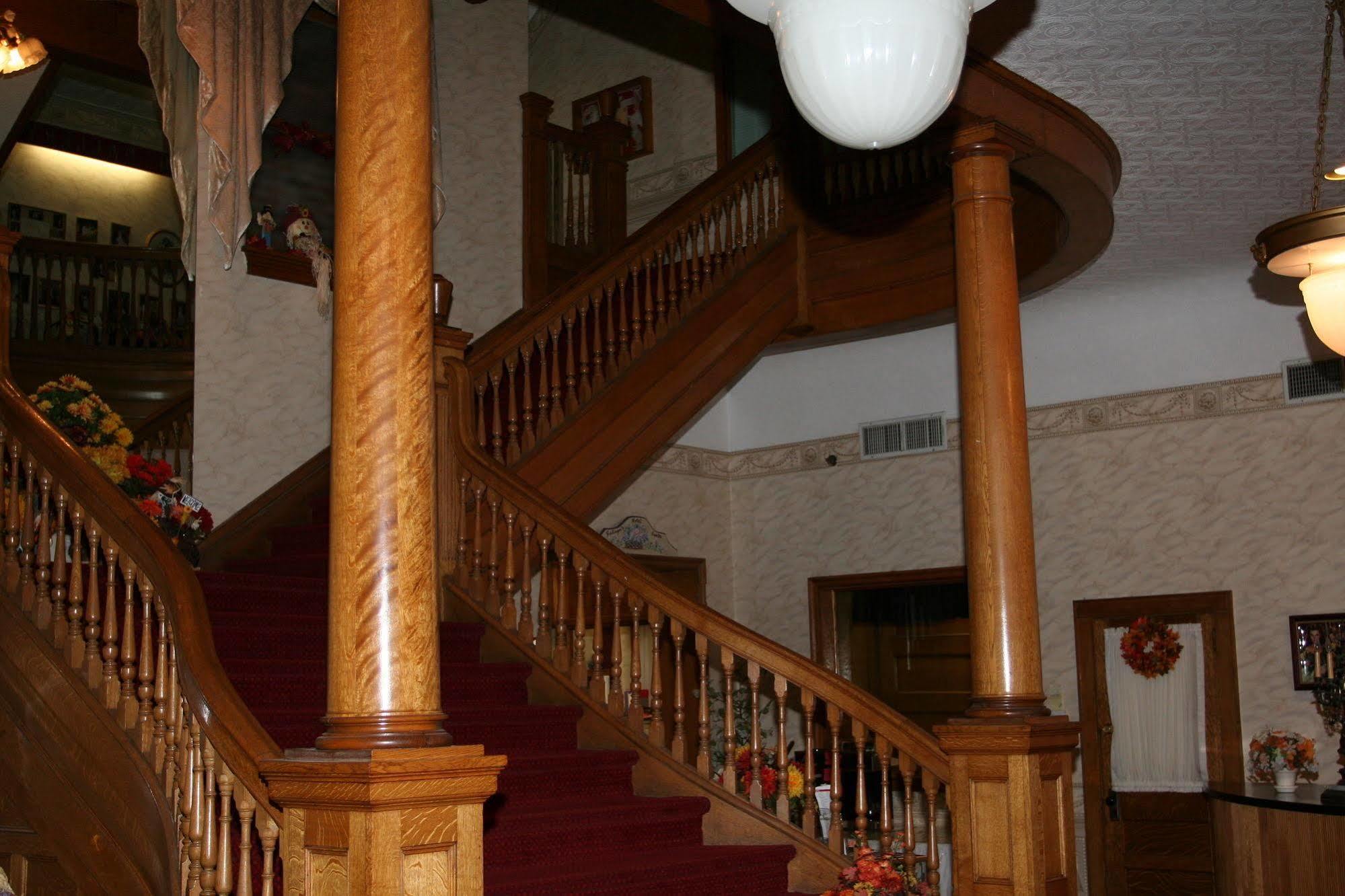 Hotel Gunter Frostburg Bagian luar foto