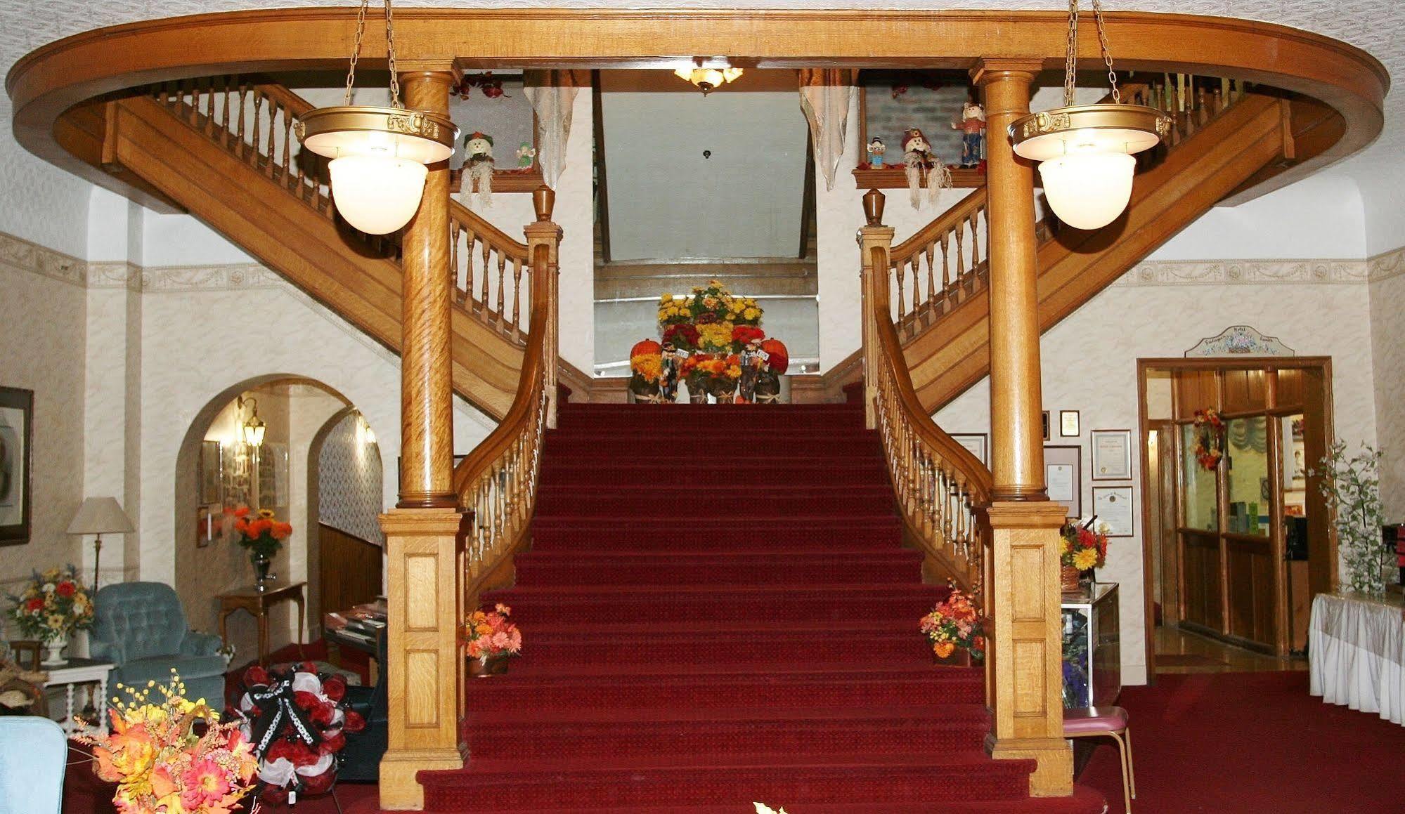 Hotel Gunter Frostburg Bagian luar foto